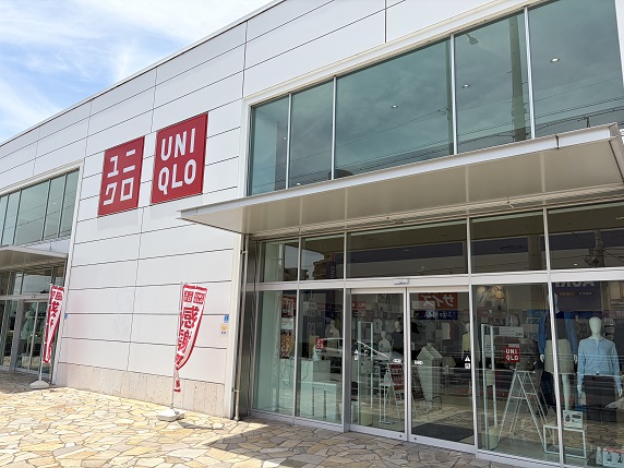 【写真】空いてたユニクロ半田店の入り口